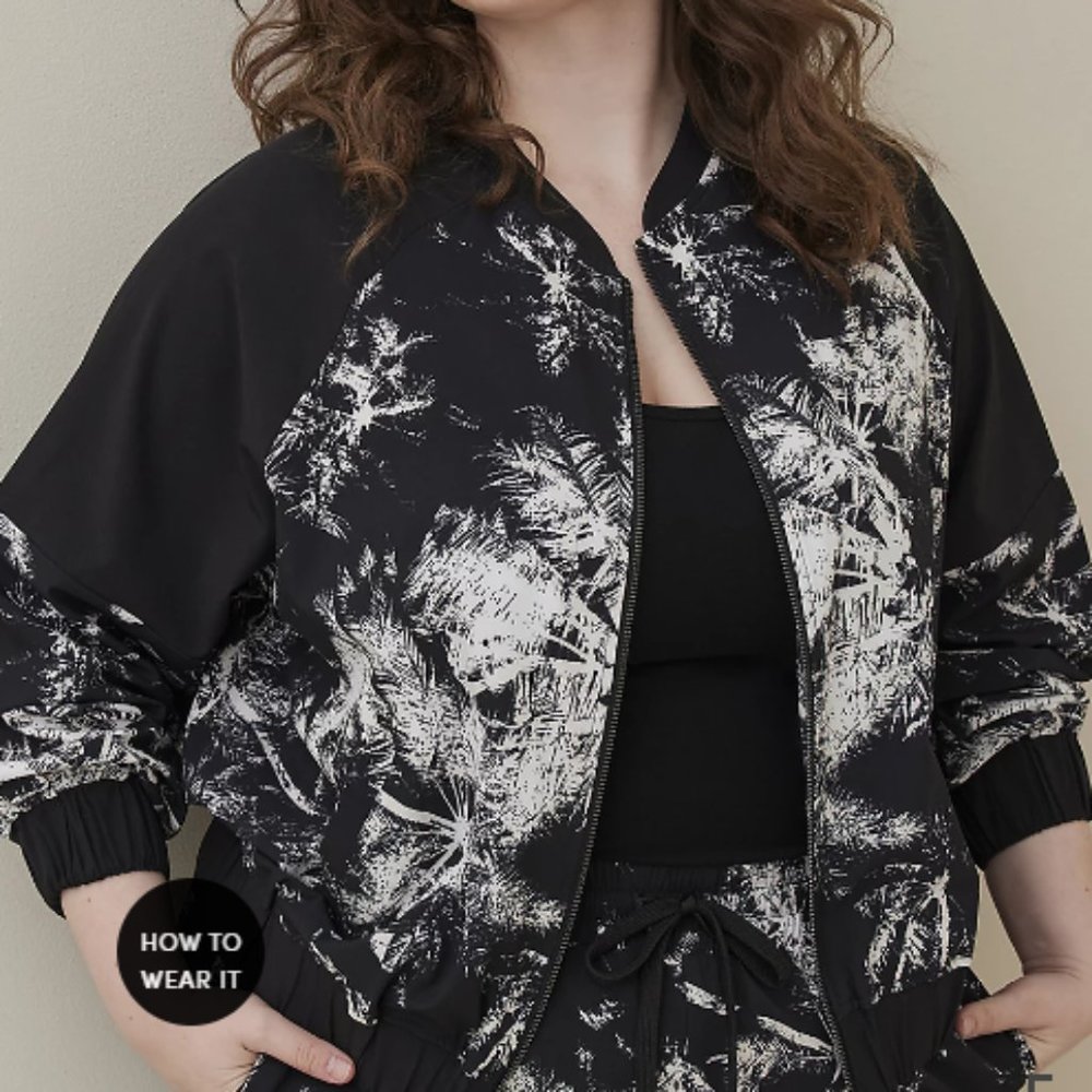 TORRID LOVESICK COLOR BLOCK BOMBER STRETCH WOVEN PALMS BLACK Size 4x - Picture 5 of 8